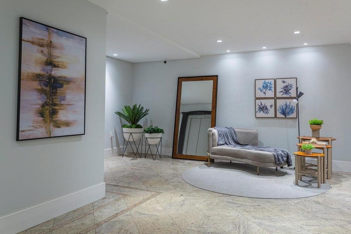 Cltw192- Ape Quadra Mar Com Churrasqueira 2q+2wc Balneario Camboriu