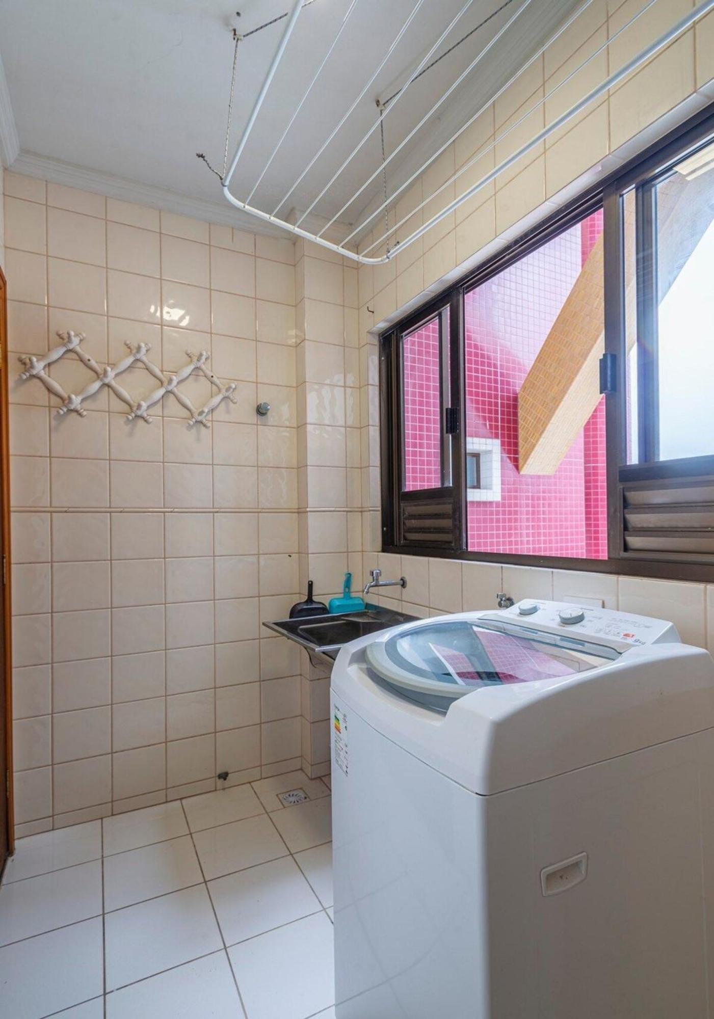 Cltw192- Ape Quadra Mar Com Churrasqueira 2q+2wc Casa de férias Balneario Camboriu