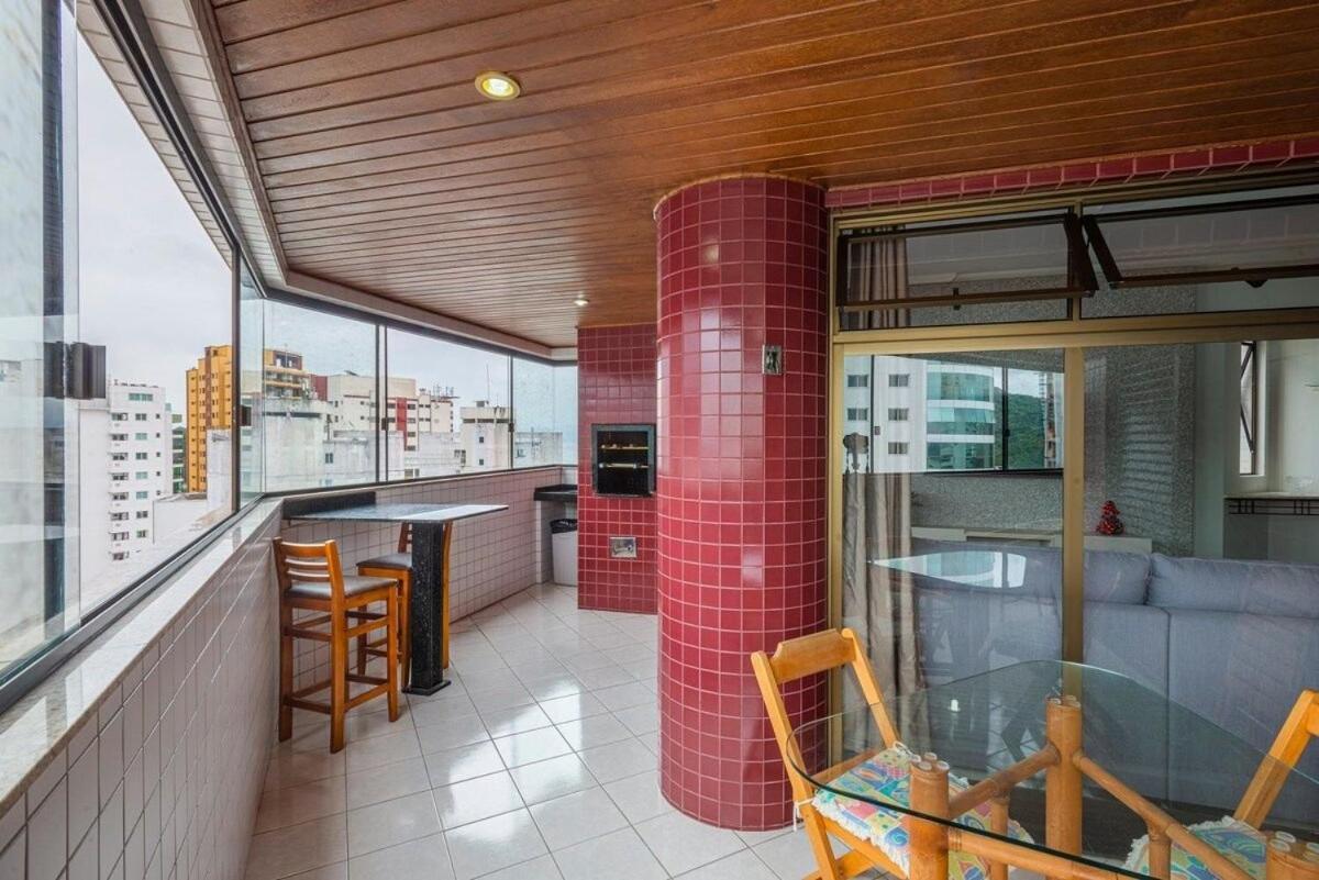 Cltw192- Ape Quadra Mar Com Churrasqueira 2q+2wc Casa de férias Balneario Camboriu